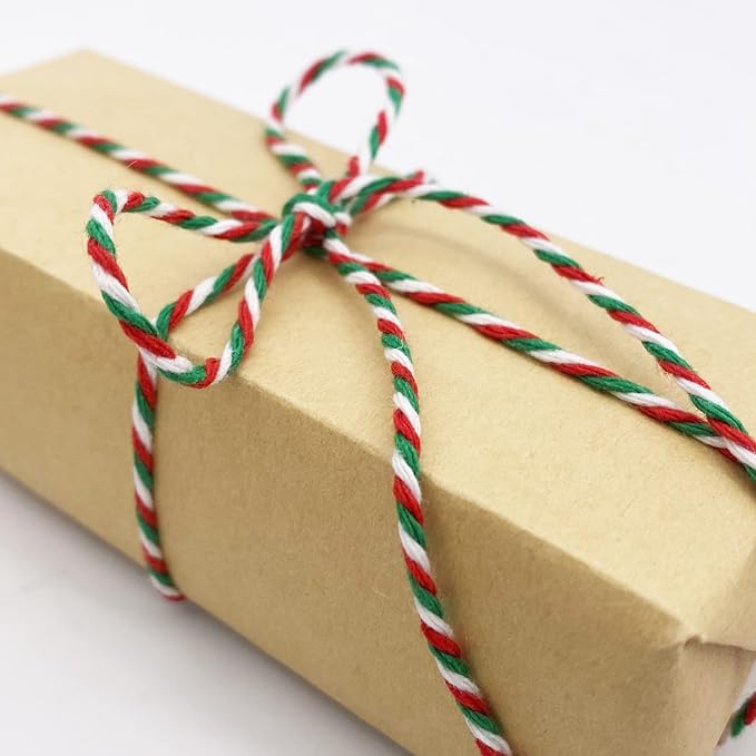 Leecogo Christmas Twine - Red, Green & White Cotton Bakers & Butchers Twine - 656 Feet for Xmas Gift Wrapping, DIY Crafts & Home Decoration