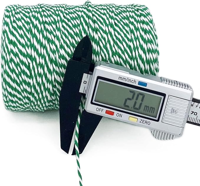 Leecogo Bakers Twine String Green and White Cotton 656 Feet for Gift Wrapping, DIY Crafts, Home Decoration, Cooking