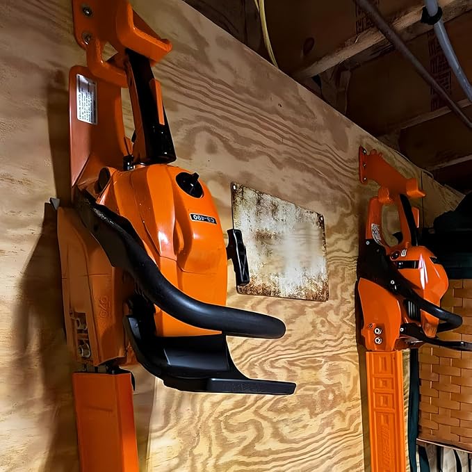 Chainsaw Hanger - 1Pack/2 Pack Chainsaw Holder, Heavy Duty Chainsaw Wall Mount, Garage Organization Garage Storage Shed Organizer Mounted Chainsaw Rack Tool Racks (2, Orange)