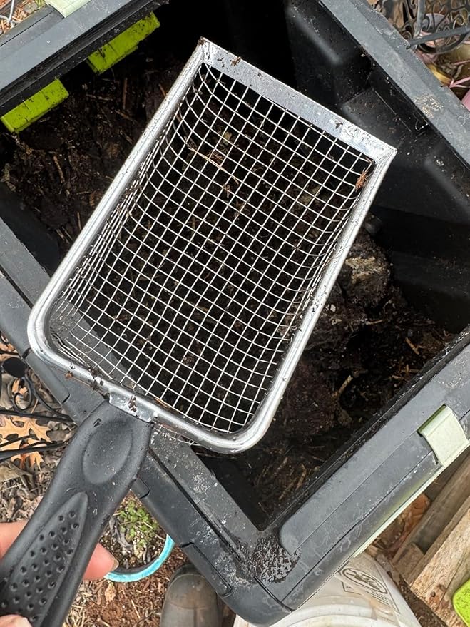 2Pcs Soil Sifter for Gardening Rock Sifter Shovel Dirt Sifter for Sand, Dirt, Rock Compost (0.11inch & 0.2inch Mesh)