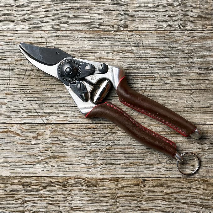 FELCO 6 ELITE Pruning Shears – 7.7" Swiss-Made Garden Clippers with Leather-Wrapped Handle for Medium Right Hands | Hand Pruners for Gardening | Garden Tool Cutter with Bypass Blade, Aluminum Body
