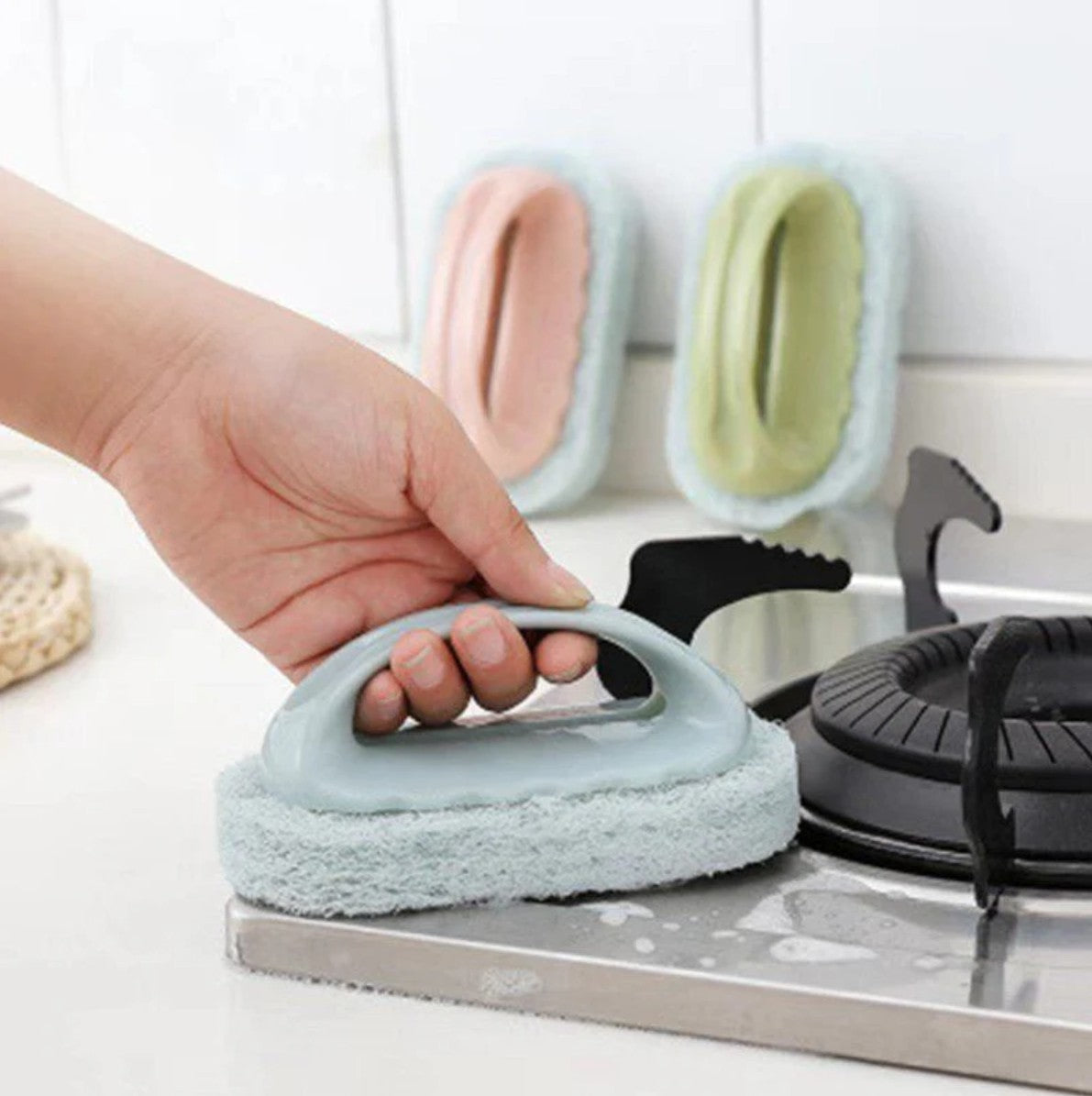 Brushes & Scouring Pads