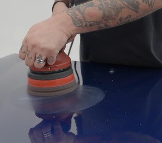 Koch-Chemie - Heavy Cut Coarse Polishing Compound v2- Silicone-Oil-Free; Fast Reworking of Heavily Weathered Paintwork and Deep Scratches; Ideal for Soft and Scratch-Proof Paint (5 Liter)