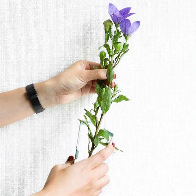 Wazakura Rose Thorn Stripper Tool, 100% Made in Japan 4.2 in (107mm) with Finger Rest, Metal Leaf Thorn Remover Tool, Portable Flower Stem Cutter, Iron Floral Shredder for Florist