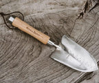 Prime Retreat Classic Keyhole Garden Bed and Trowel
