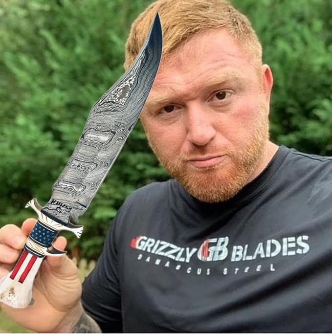 : CUSTOM HAND MADE DAMASCUS STEEL COLLECTIBLE GUTT KNIFE HANDLE MATERIAL BONE USA FLAG ACID ACHING (STAR)