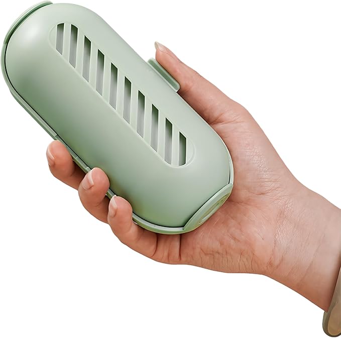 Reusable Lint Roller for Pet Hair, Washable Sticky Hair Remover with Strong Adhesion, Compact Travel Size Roller for Clothes, Sofa, Car, Carpet, Reusable & Eco-Friendly (Green)