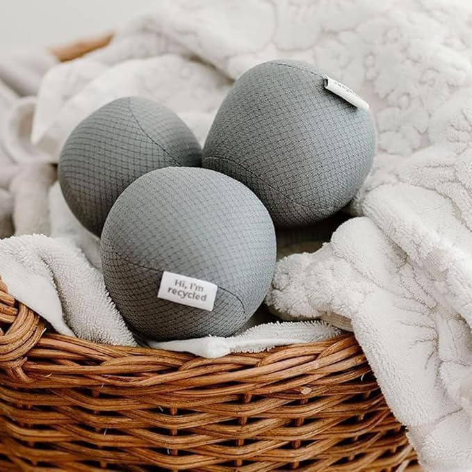Full Circle Loads of Fun Anti-Static Dryer Balls, Set of 3 – Quiet, Scent-Free and Hypoallergenic Reusable Fabric Softener Laundry Balls – Non Toxic and Vegan, Gray 3 Count