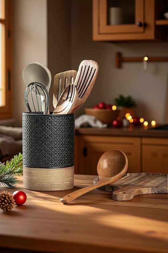 Large Jar with Lid, Ceramic Coffee Container with Airtight Lids, Food Storage Containers, Kitchen Canisters for Countertop Coffee Bar Accessories Weeding Gift - Black & 64 fl.oz