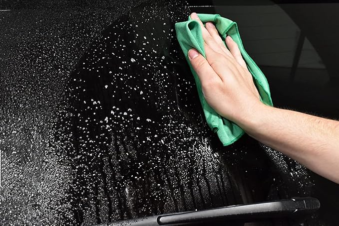 SONAX Glass Cleaner 338400 | Powerful Streak Free Formula for Crystal Clear Windows and Mirrors | Easily Removes Dirt Grease and Grime | Safe for Automotive and Household Use | 500ml