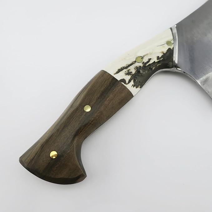 Handcrafted Gaucho Cleaver Knife – High Carbon Steel Blade – Deer Antler & Hardwood Handle – Argentine Bushcraft Hatchet for Camping, Hunting, Skinning – Includes Sheath