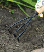 AMES 2446300 Tempered Steel Hand Cultivator with Wood Handle, 11-Inch, Brown