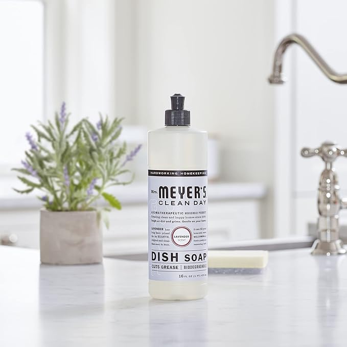 MRS. MEYER'S CLEAN DAY Liquid Dish Soap, Lavender Scent, 16 Ounce Bottle