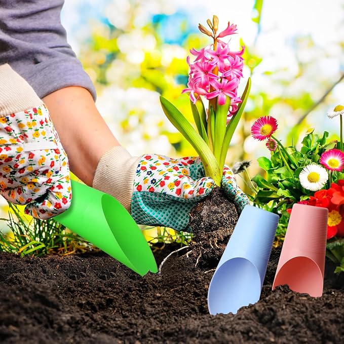 18 Pcs Bonsai Soil Scoops Plastic Garden Shovels Garden Tool Bucket Shovel Colorful Small mini Potting Scoop for Plant Flower Succulent