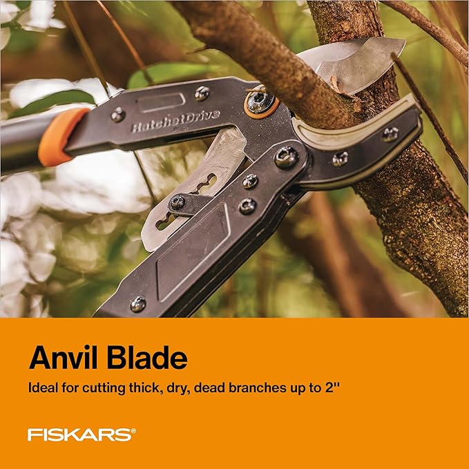 Fiskars Ratchet Drive Anvil Lopper 32 Inch Heavy Duty Tree Trimmer, 2 inch Cut Capacity, Riveted Handles for Easy Squeeze Cutting Power