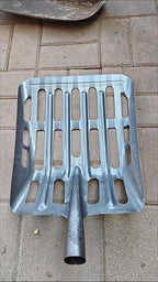 Gardening Grain Shovel, Manganese Steel Farm Sieve Shovel, Spade Collect Corn Cob with Mesh for Gardening Farm Tools