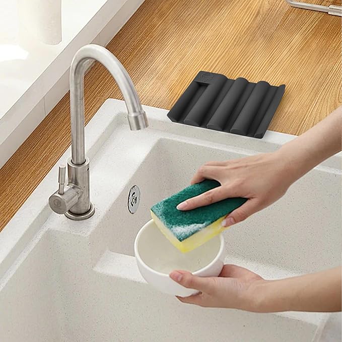 Soap Dish for Shower, Bathroom & Kitchen – Non-Slip, Self-Draining Design to Keep Soap Dry, Extend Soap Life – Easy to Clean, Compact & Durable (Black, 1 pcs)