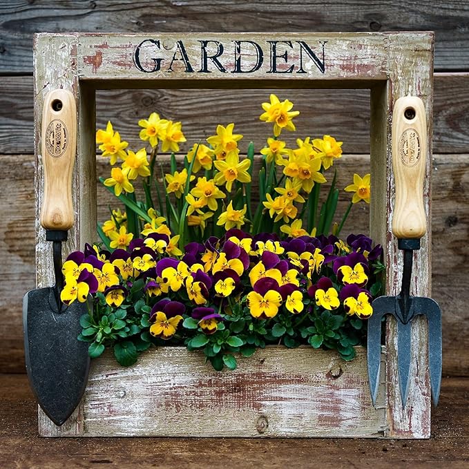 DeWit X-Treme Hand Trowel, Small, Garden Tool for Roots and Planting