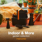 Fiskars Garden Tool Caddy, Portable Storage Organizer with Removable Bin for Snips & Pruners, Durable Recycled Resin Carrier for Indoor & Outdoor Gardening, Locking Handle & Wall Mount