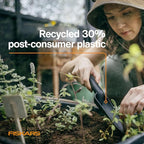Fiskars Eco Transplanter with Narrow Curved Spade, Depth Markings, Ergonomic Handle, UV Resistance, Ideal for Seedlings and Small Plants