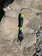 Weeding Tool, Heavy-Duty Weeder, Leverage Design Weed Puller Tool Removal and Deep Digging, Ergonomic Handle and Two-Pronged V-Shaped Fork